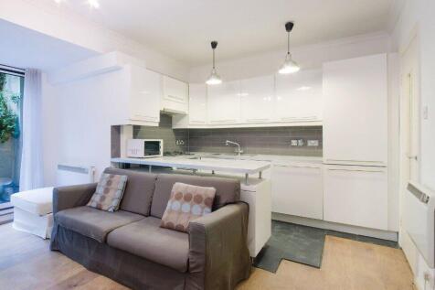 2-bed House, Bevan House, Boswell St