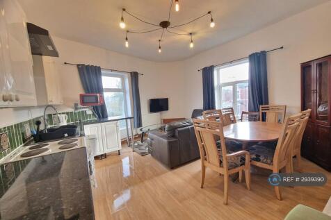 1-bed House, Gerald Rd, Salford