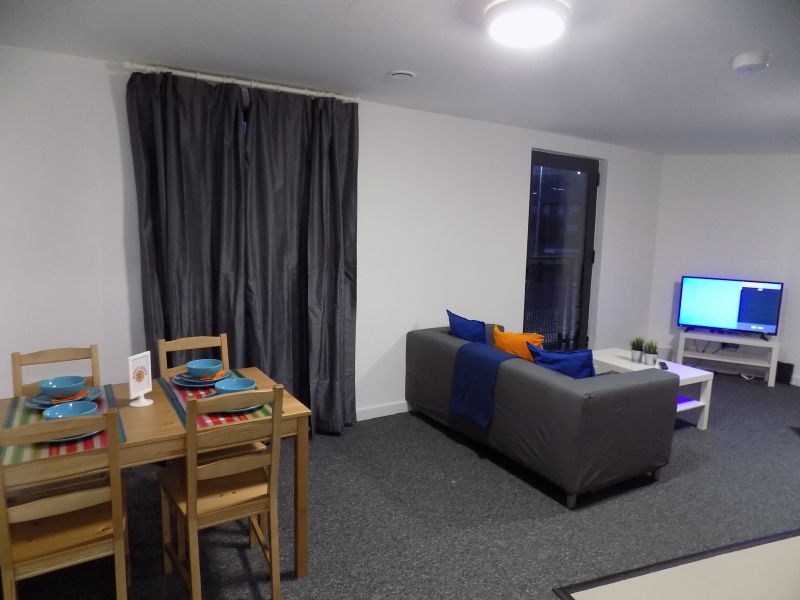 4 bed apartment with en-suites