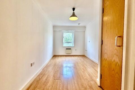 New property, photo 10 of 16