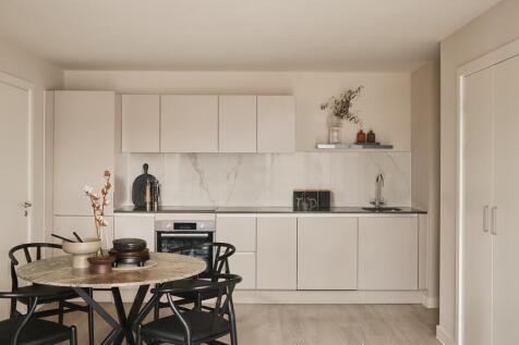 New property, photo 1 of 8