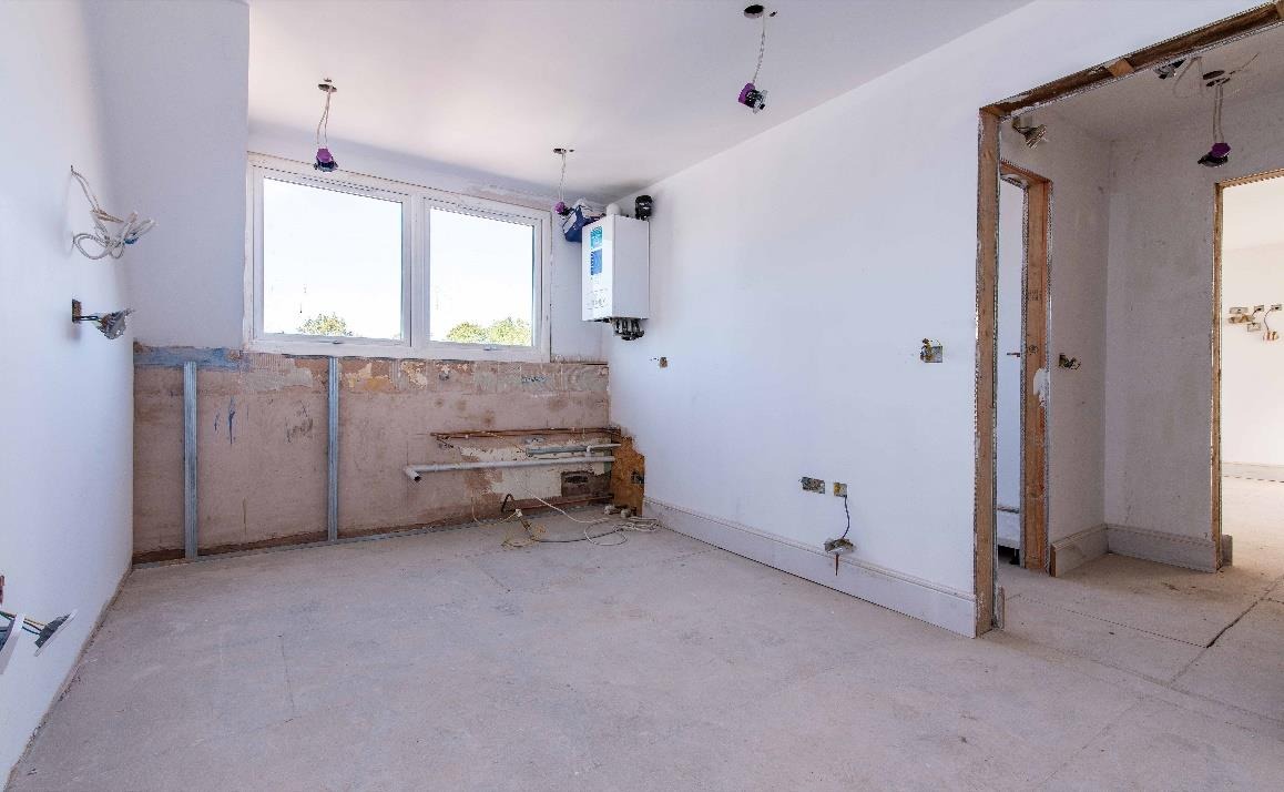 Flat 3, 50 Forest Road West, Nottingham NG7 4EQ, photo 4 of 9