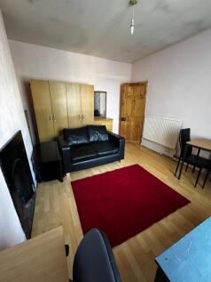 house in Canary Wharf, London E14, UK