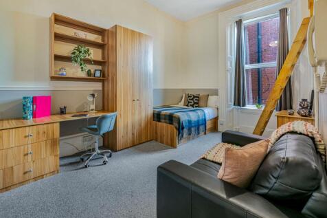 house in Victoria Terrace, Woodhouse, Leeds LS3, UK