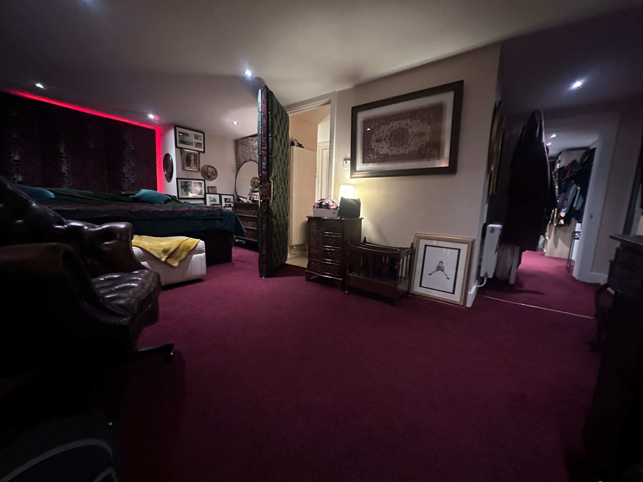 3-bed Terraced, London